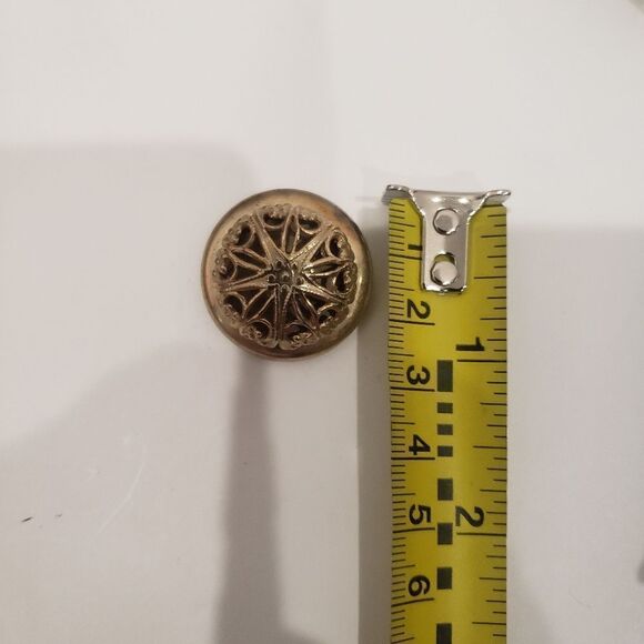 Vintage Antiqued Gold Round Clip On Earrings - Picture 7 of 8